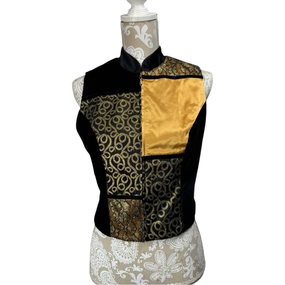 Vintage Gantos Size 6 Small Zip Vest Black Velvet Gold Lace Whimsigoth